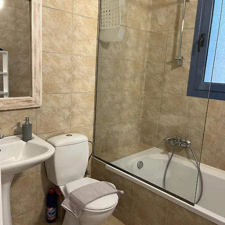 Apartment Thea - τhe View 1st Floor Ano Yerakarion